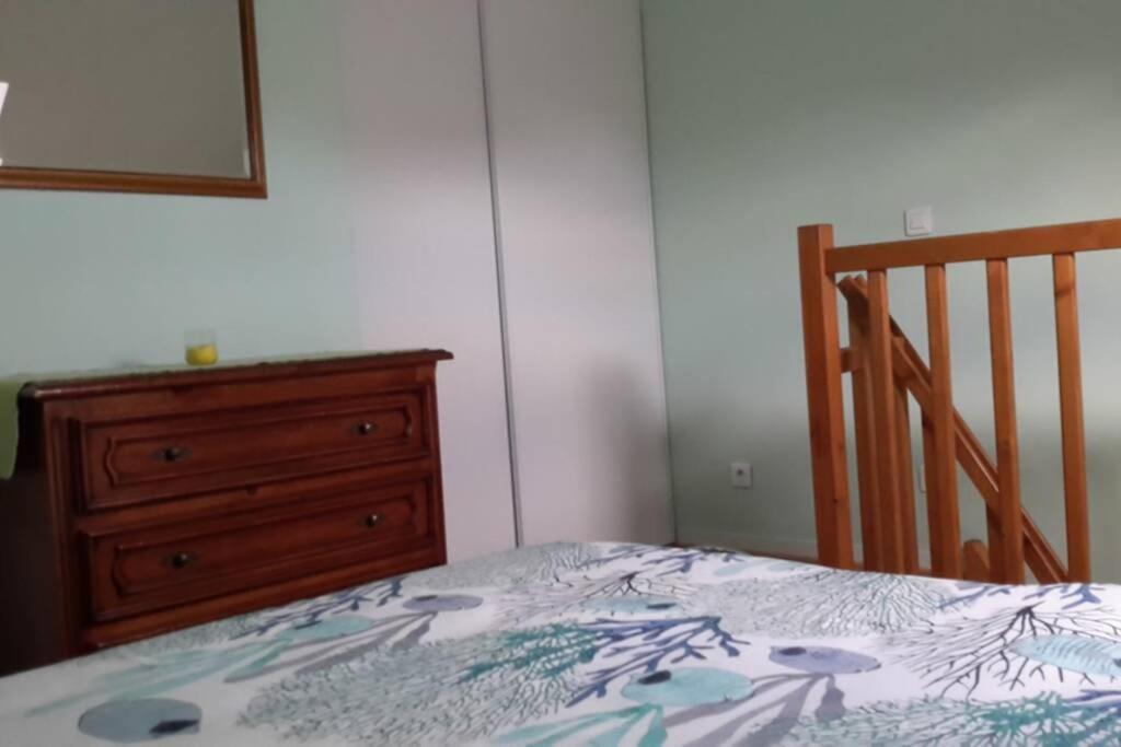 Agreable Logement Dans Petit Village Sud-Essonne Champcueil Εξωτερικό φωτογραφία